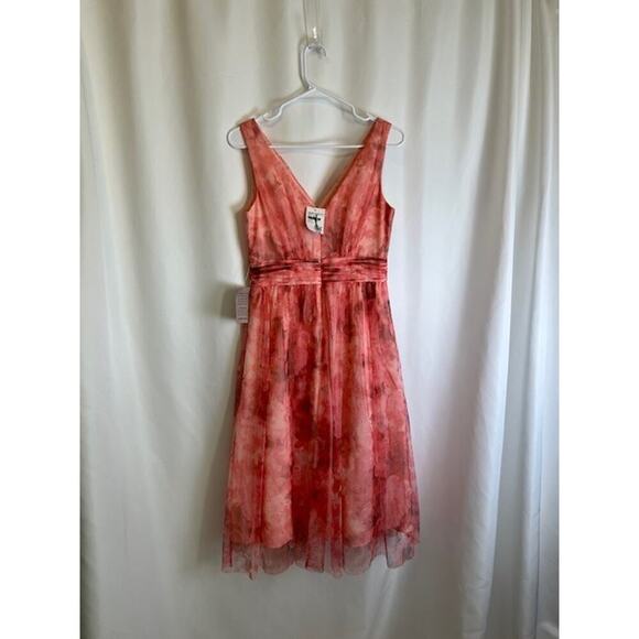 Eliza J Dress Overlay Sleeveless Halter Top A Line V Neck Gauzy Size 6 MSRP $156 - Picture 2 of 9